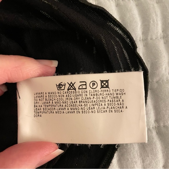 Armani Collezioni Women’s Short Sleeve Tee - Picture 10 of 11